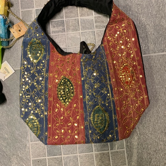 11 person 10 wallets - Picture 3 of 8